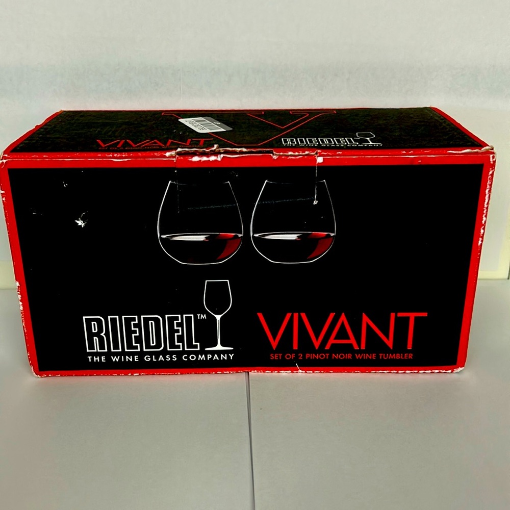 Riedel VIVANT set of 2 stemless crysta wine glasses.